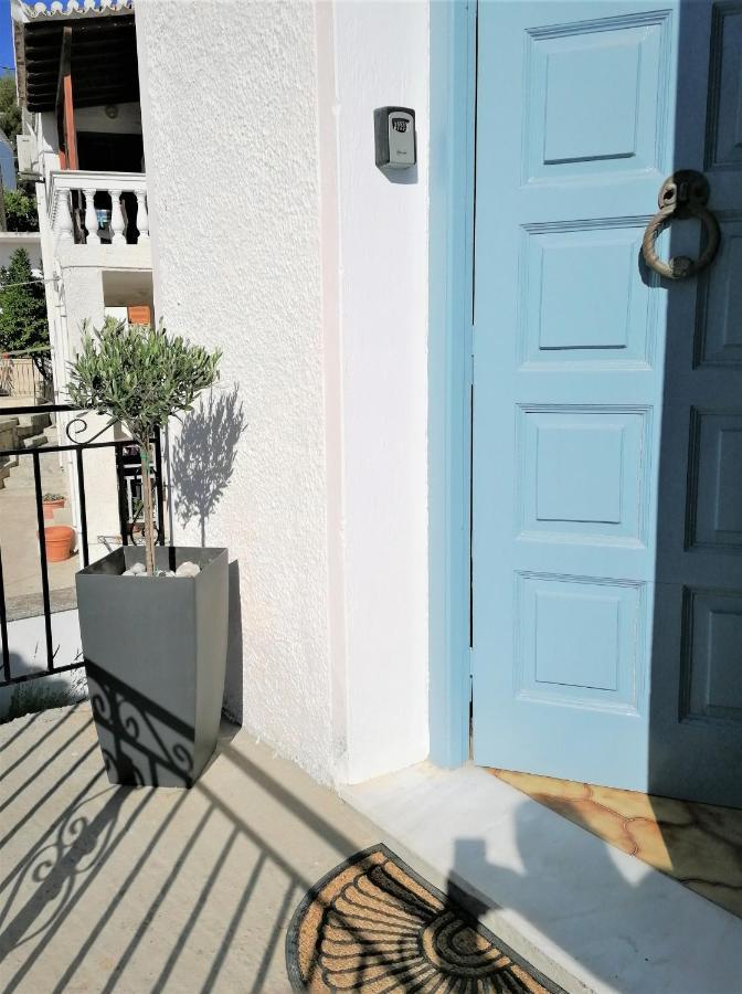 Summer House In Spetses Екстер'єр фото