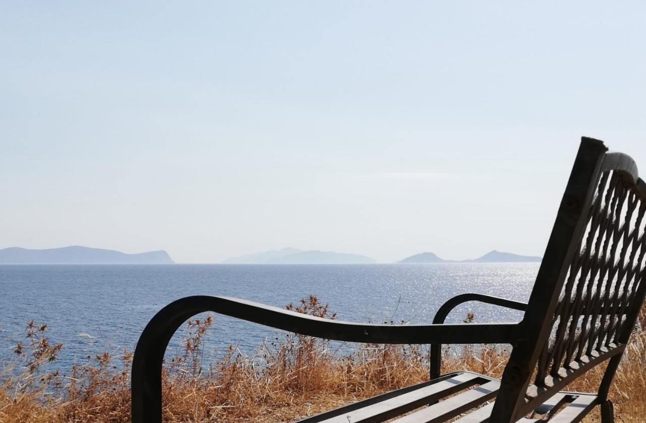 Summer House In Spetses Екстер'єр фото