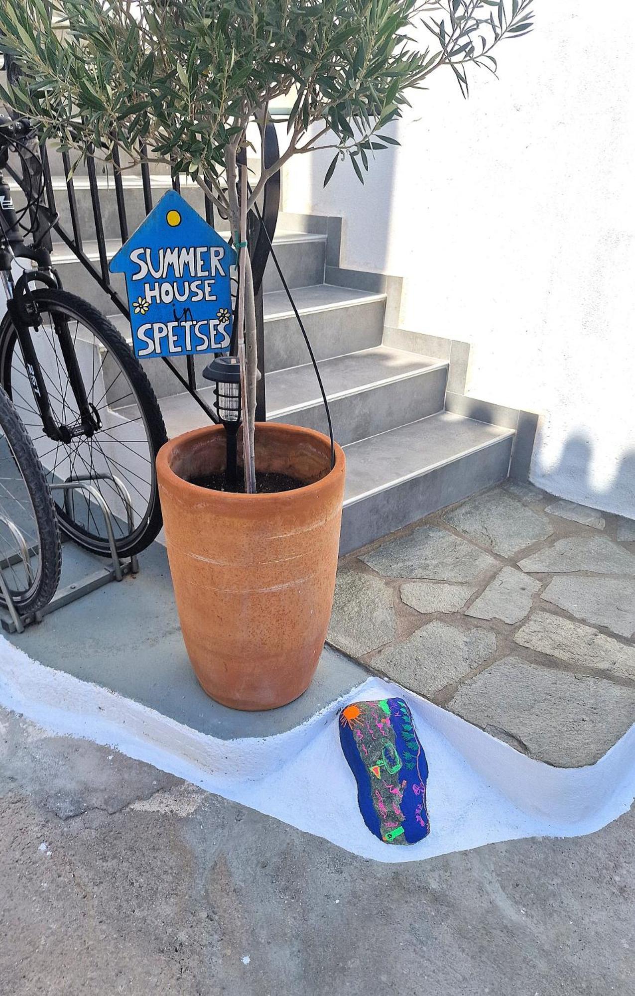 Summer House In Spetses Екстер'єр фото